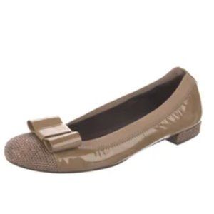 Stuart Weitzman Patent Leather Ballet Flats 7.5 Rhinestone